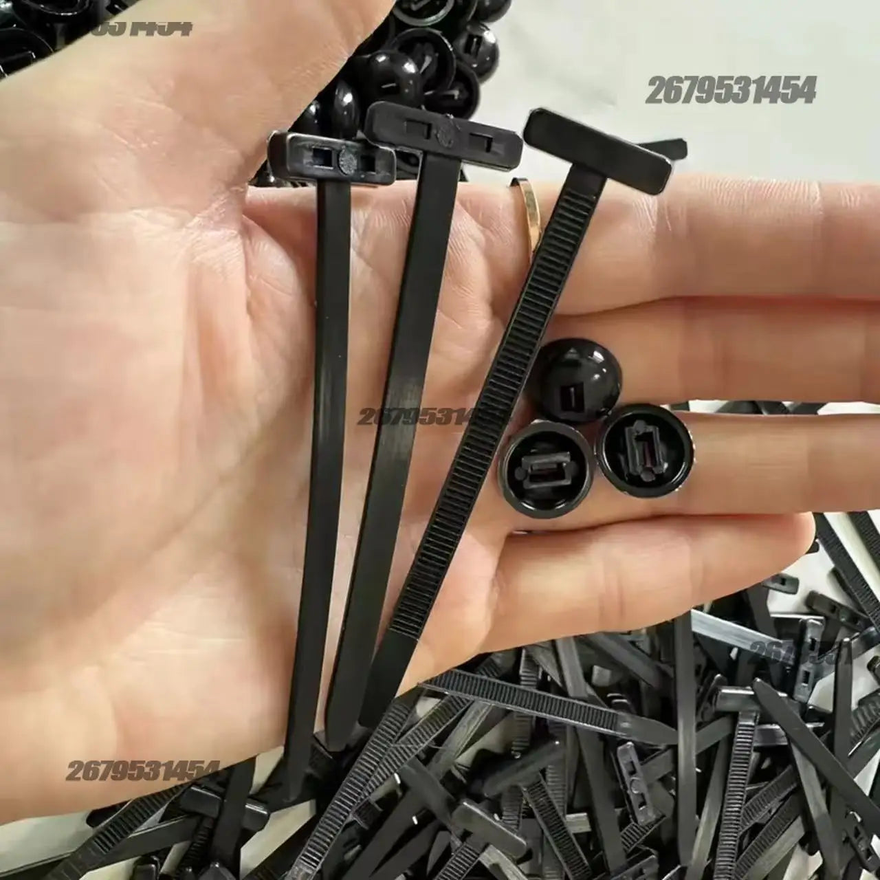 Plastic Straps Universal Nylon Buckle Cable Tie Buckle Fixed Through The Core Nail Mudguard Fender Inner Lining Trunk Industrial